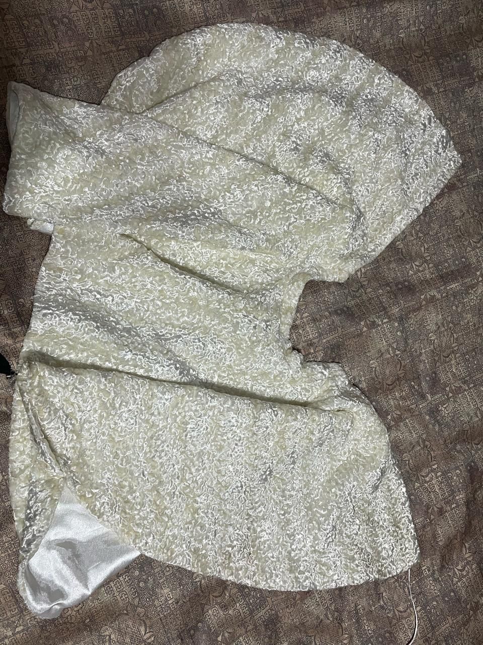 Накидка из искусственного каракуля