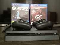 Sony PlayStation 4