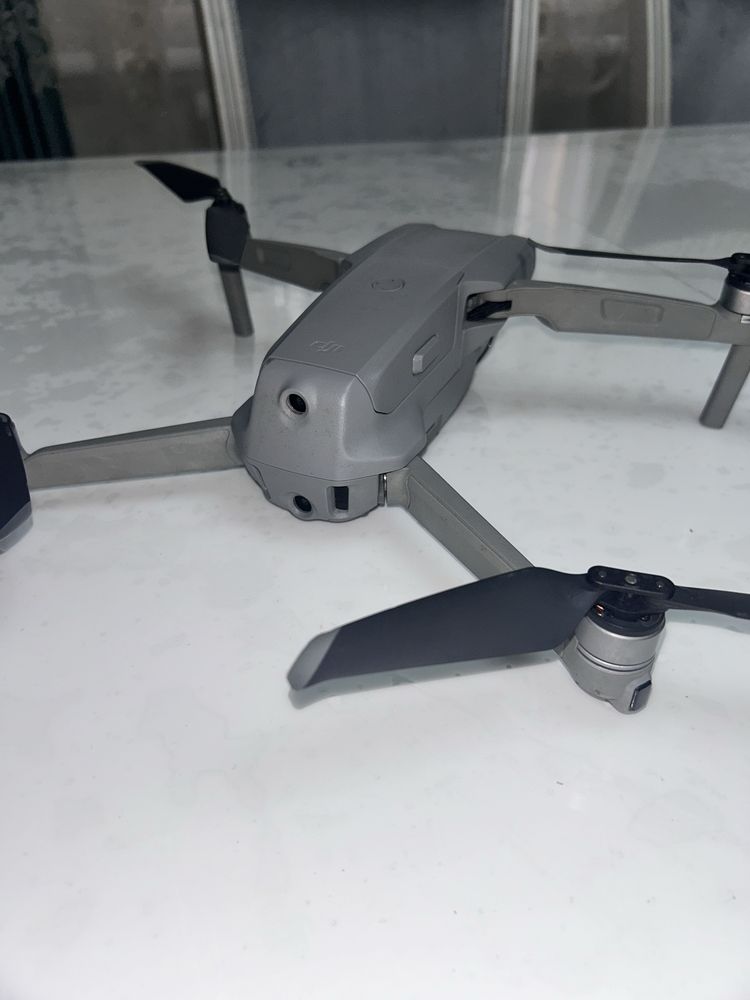Дрон DJI Mavic Air 2 Fly More Combo серый
