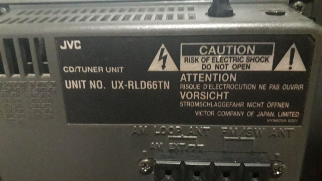 Продам мини музыкальный центр JVC