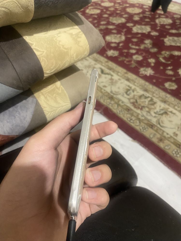 Продам Samsung galaxy j5