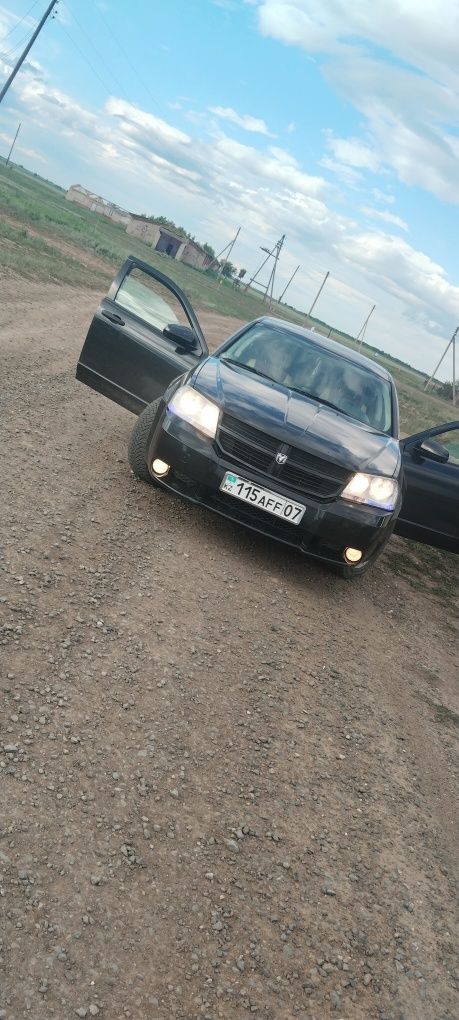 Продам машину Dodge Avenger