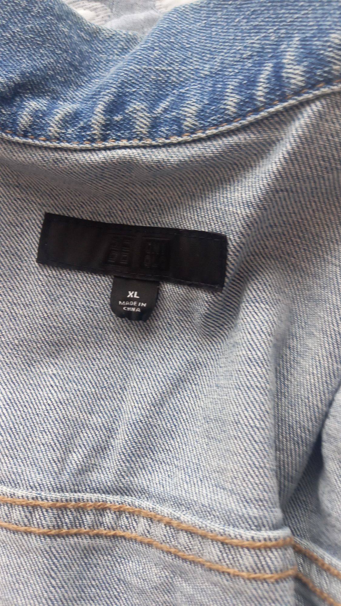 Джинсовая куртка UNIQLO (ЮНИКЛО)