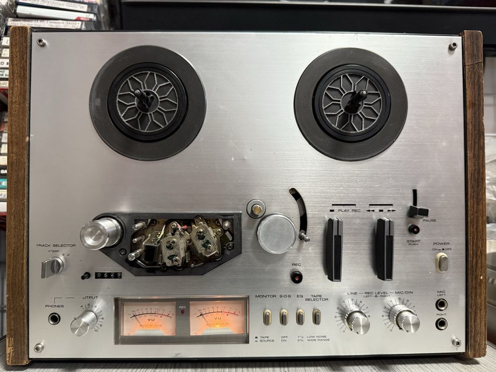 Akai GX 4000 катушечный стерео магнитофон.