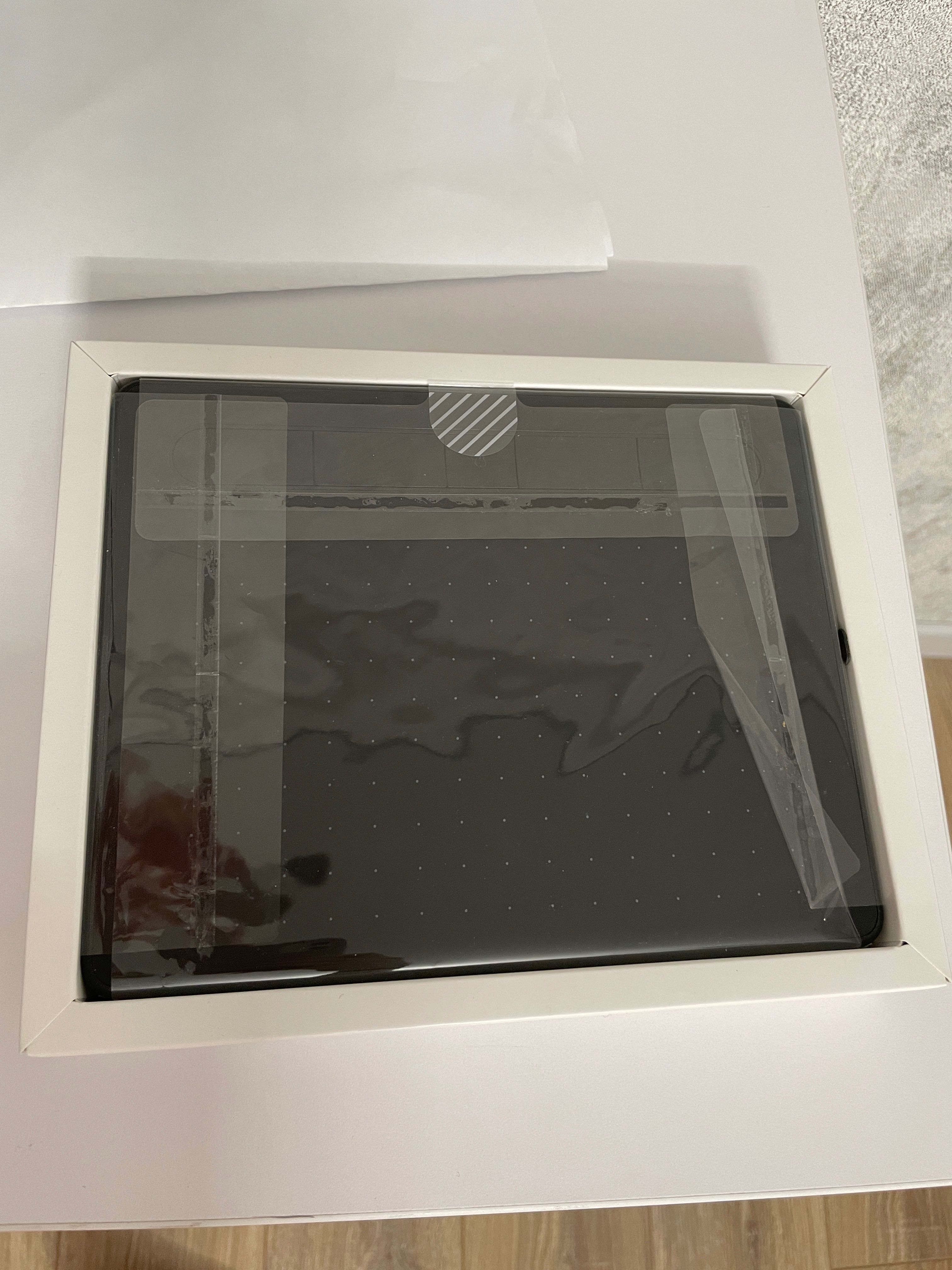 Графический планшет Wacom Intuos small