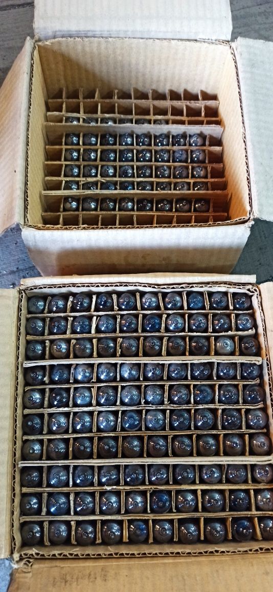 Продам новые радиолампы 6Ж1П (242шт)