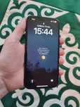 Продам Iphone 13