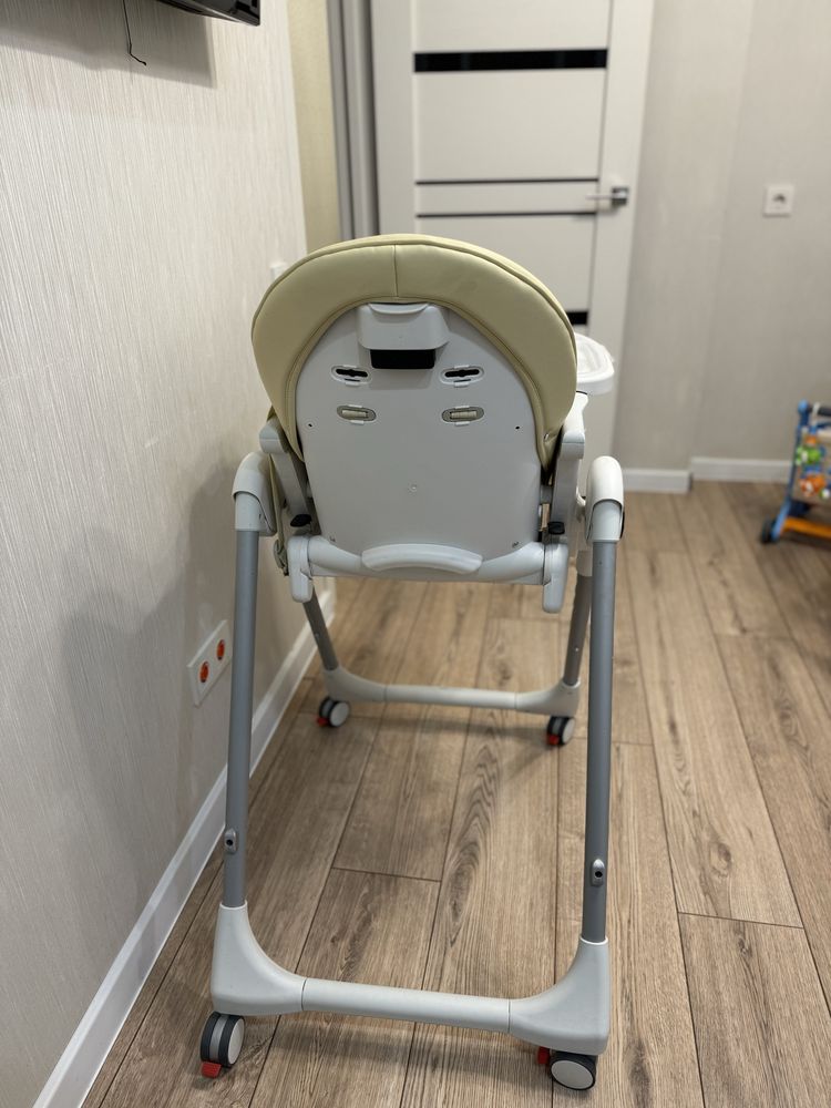 Стульчик для кормления Peg Perego Prima Pappa Follow Me