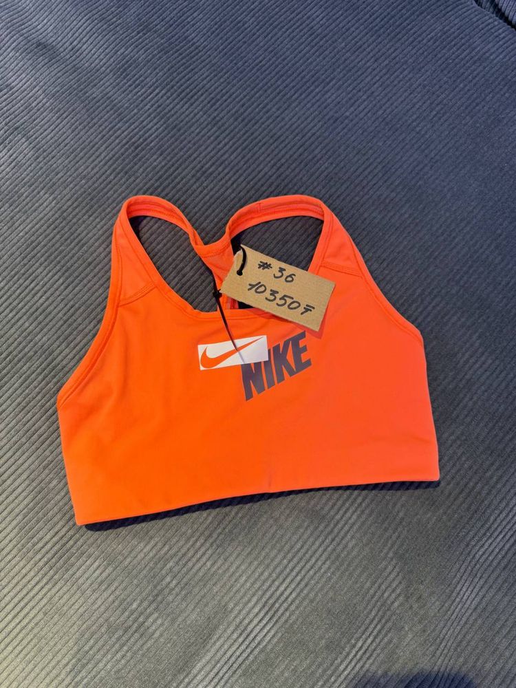 Топ nike  для бега