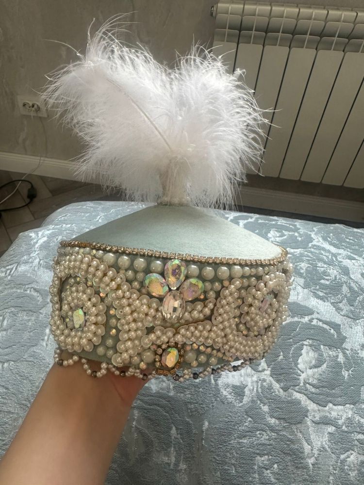 Платье на узату с саукеле и такией