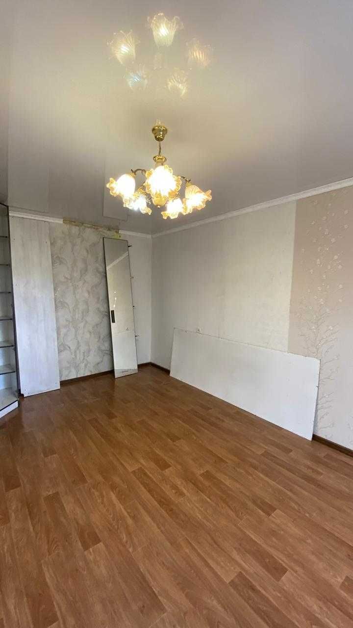 продам 3х комнатную квартиру Центр города.