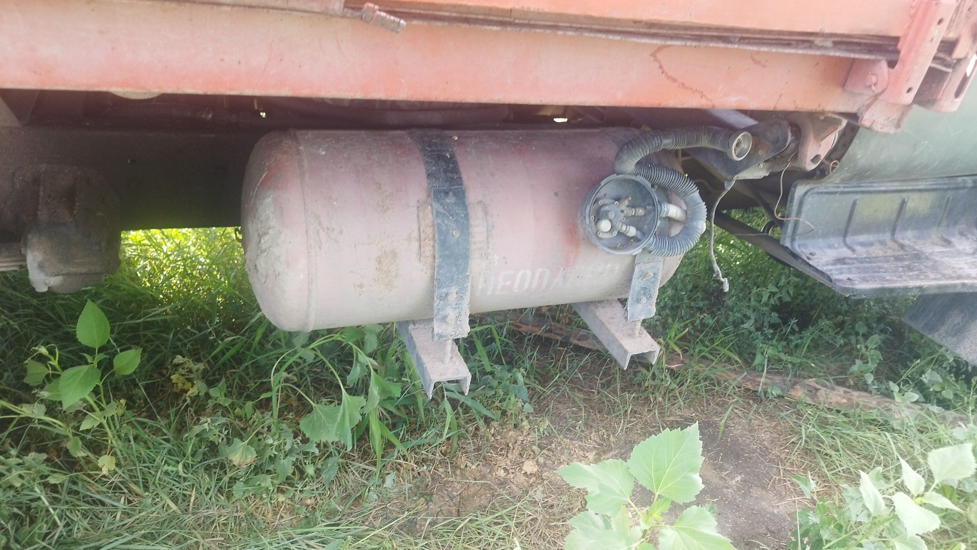 Продам газ 53 на запчасти