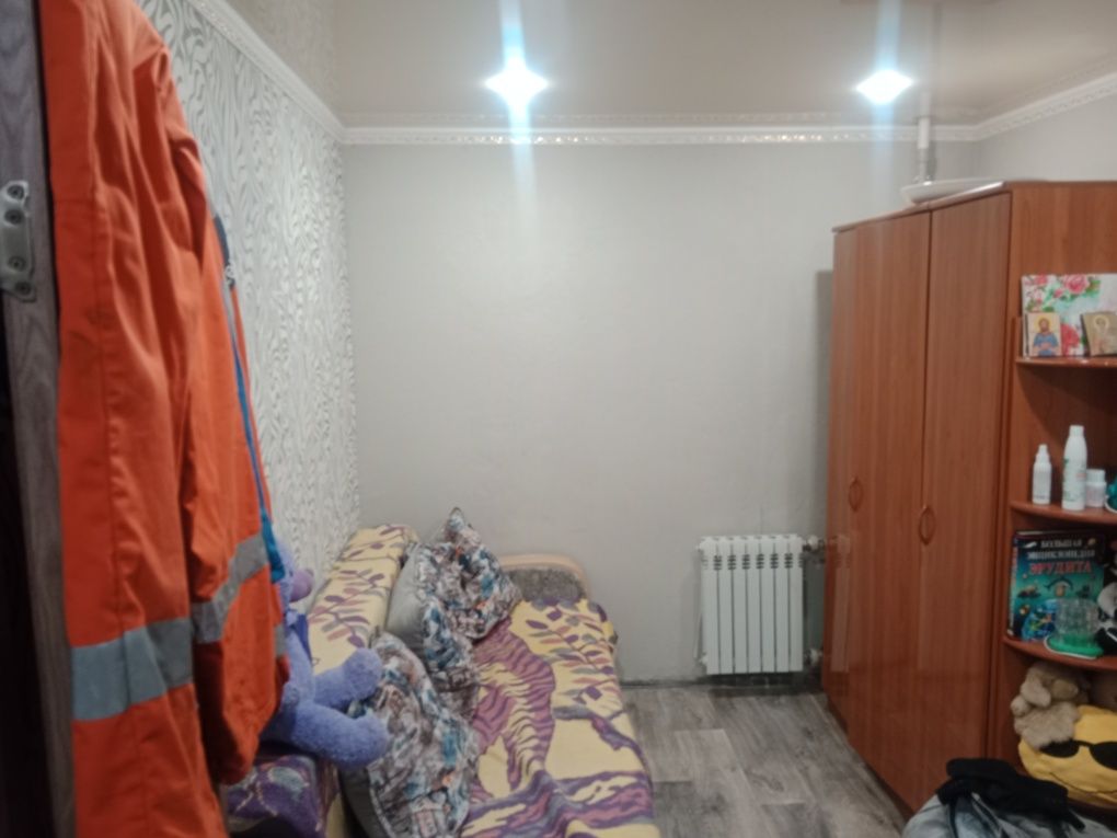 Обменяю квартиру на дом