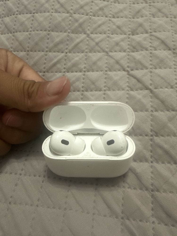 продам airpods pro 2