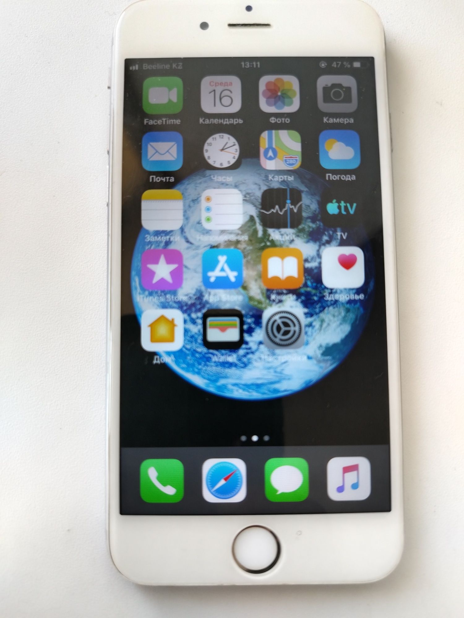 iPhone 6 продам 64 гб ёмкость 100