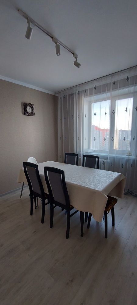 Продам 5 комнатную квартиру