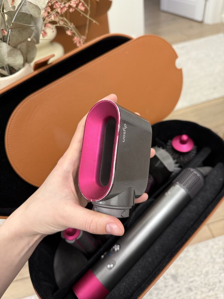 Dyson 2020 года Б/У