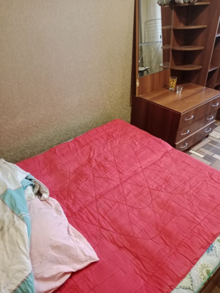 Сдам.комнату.в 2комнптной.квартире.на подселение.