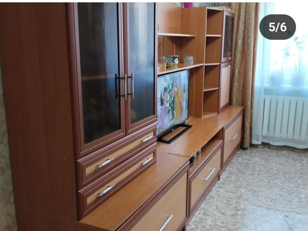 Продам отличную стенку горку.