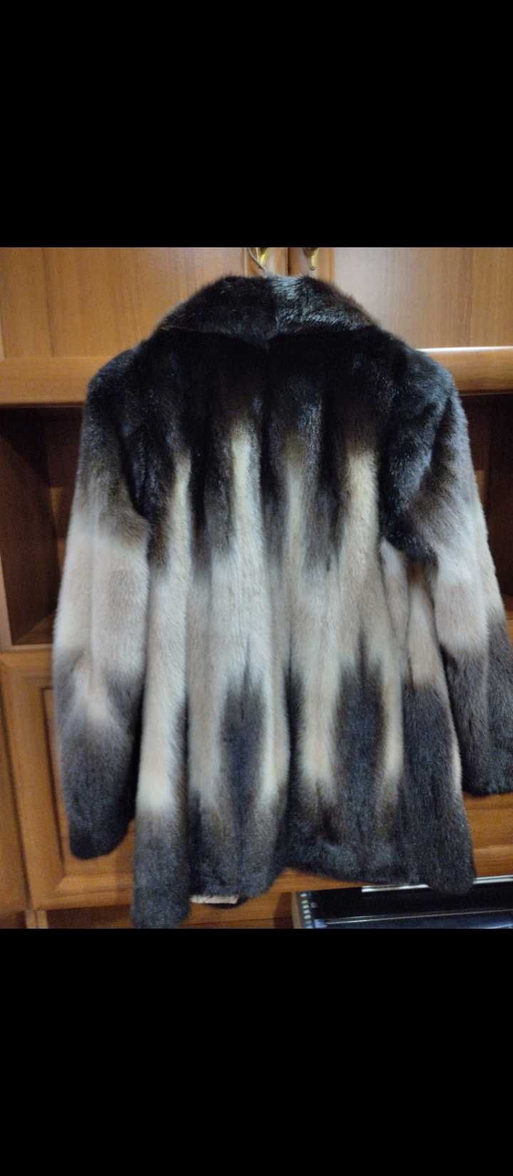 Женская норковая шуба (торг).