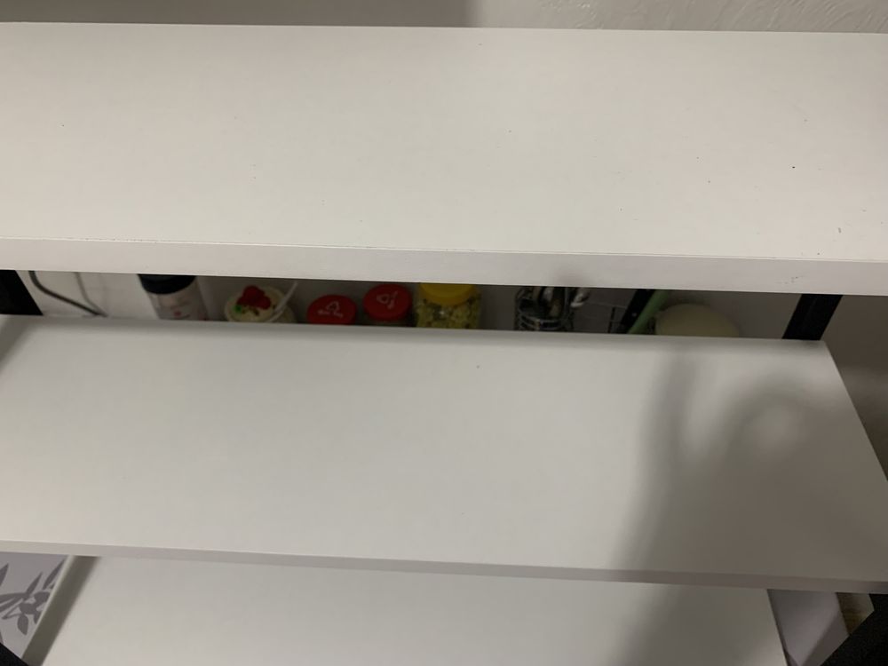 Продам полку книжную