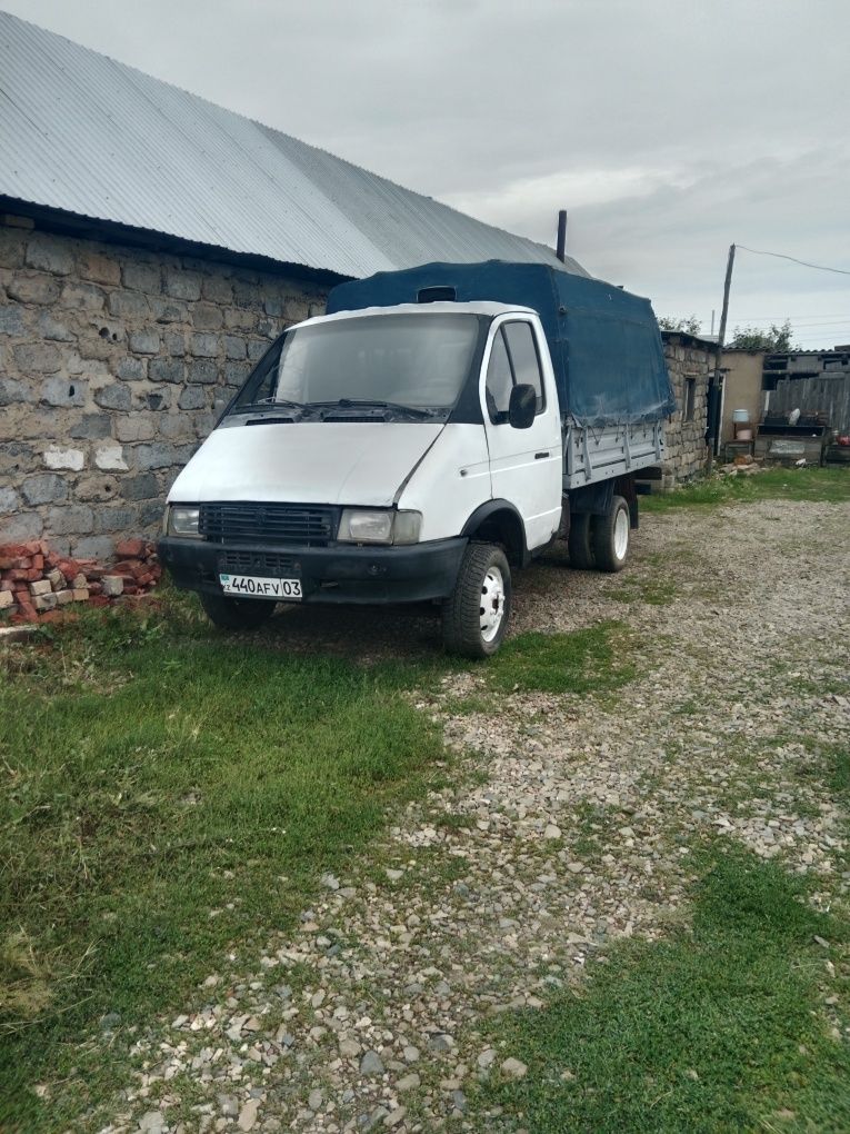 Продам газель бортовую