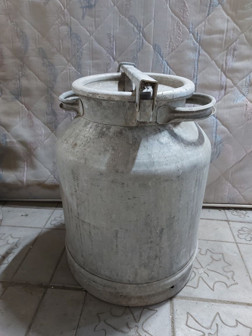 Продам алюминиевые фляги 40л и бидоны 10л и 2х литровый