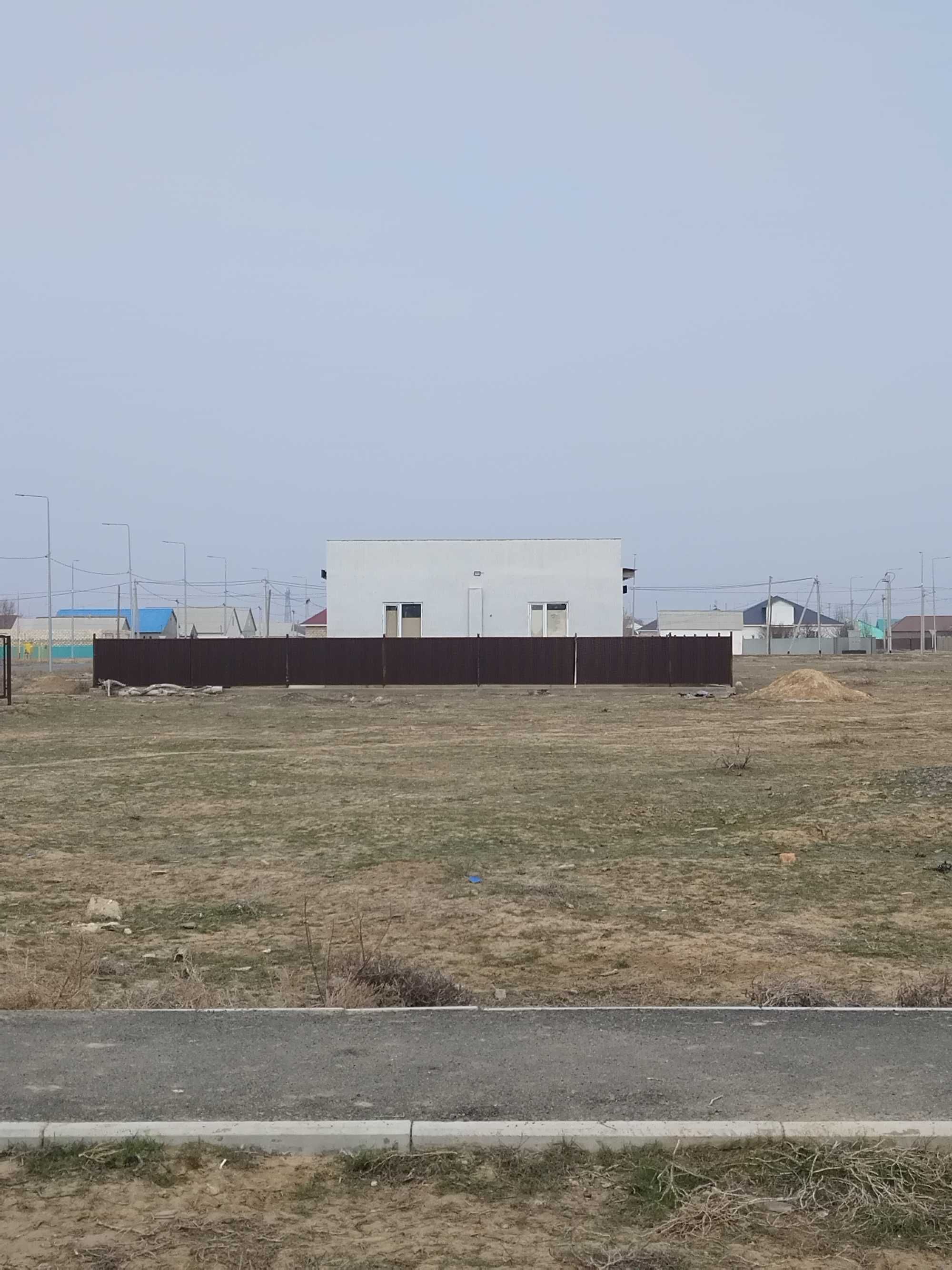 Продам новое здание