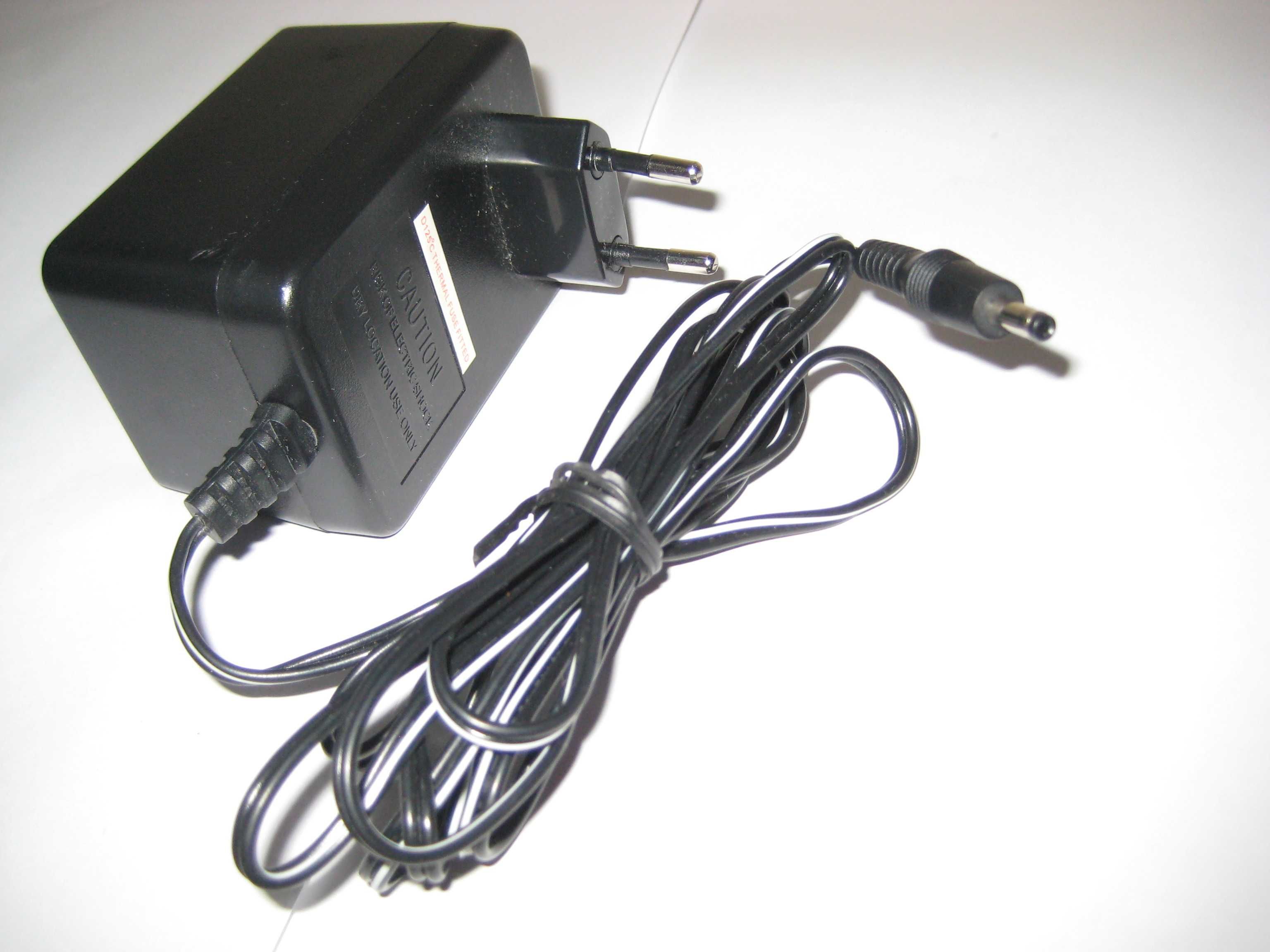 Блок питания 4.5V 1A 3.5 x 1.35, 1 шт.