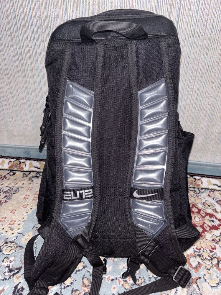 ELITE NIKE PRO-тренировочная сумка. Обмен есть