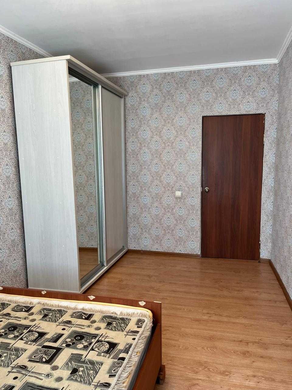 Продаётся 2-х комнатная кв. по адресу:  
ул. Молдагуловой 17/6 (ТОРГ)