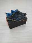 Продам кроссовки MERRELL размер 28.5.