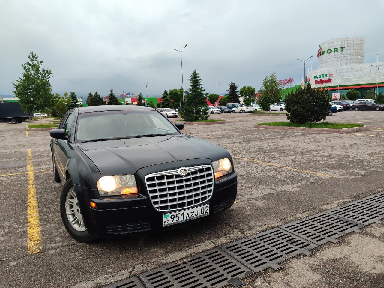 Chrysler 300C 2007 2.7 AT
