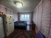 Продам 2-комн квартиру микр 1а !