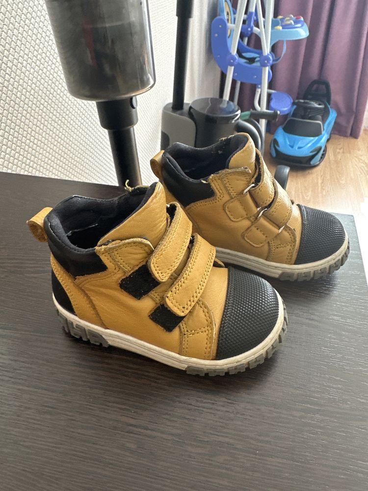 Ботинки детские