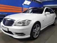 Стекло лобовое Mercedes-benz 535