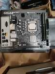 Продам комплект i5 10400 Asrock H470 DDR4 16gb