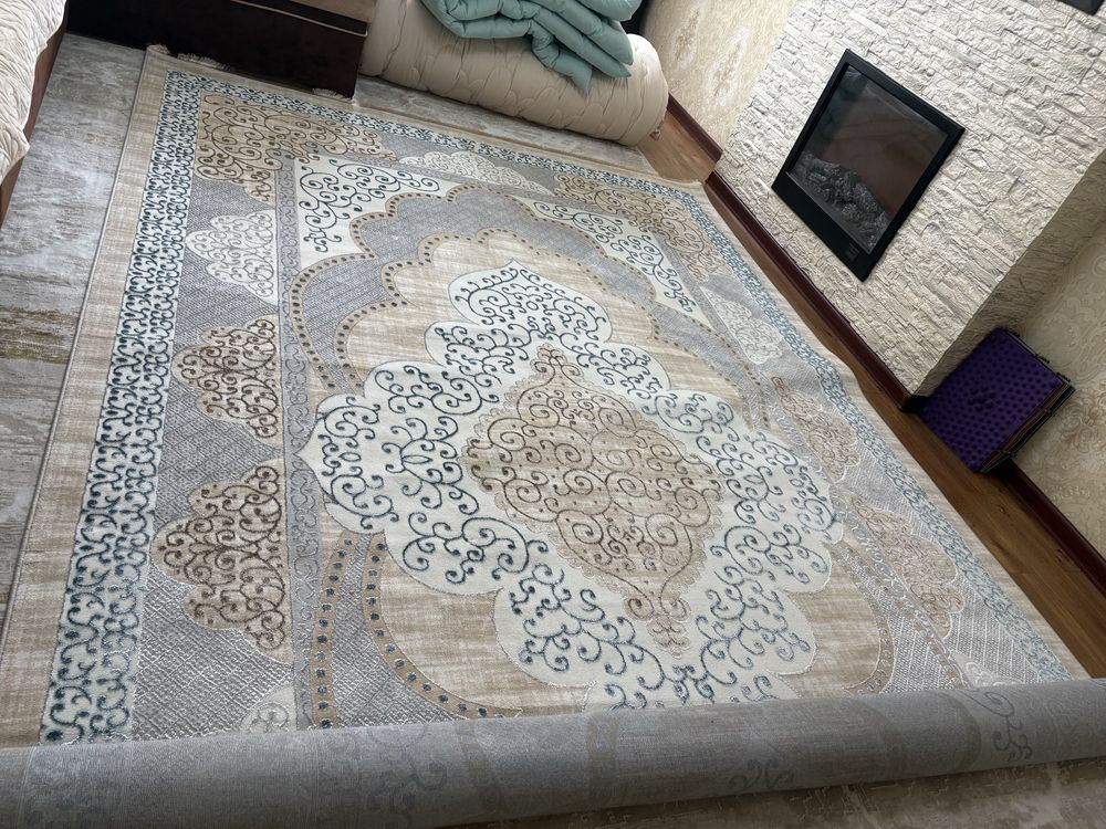Прадом новый кавёр, 4*2.5м, очень красивый!