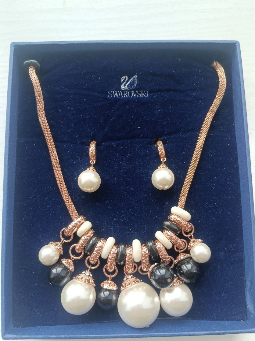 Продам бижутерию Swarovski