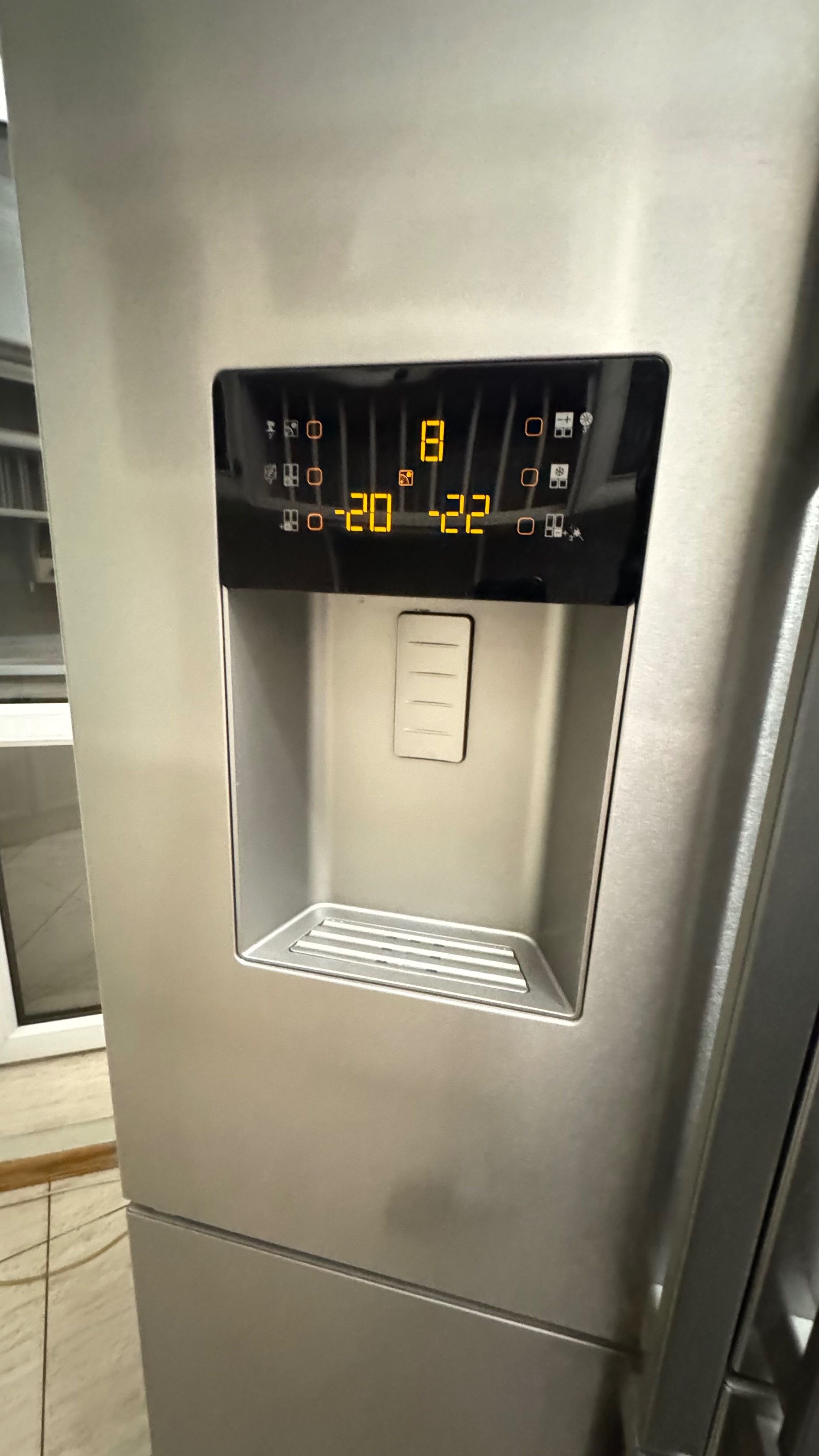 Холодильник Beko GNE 134621 X