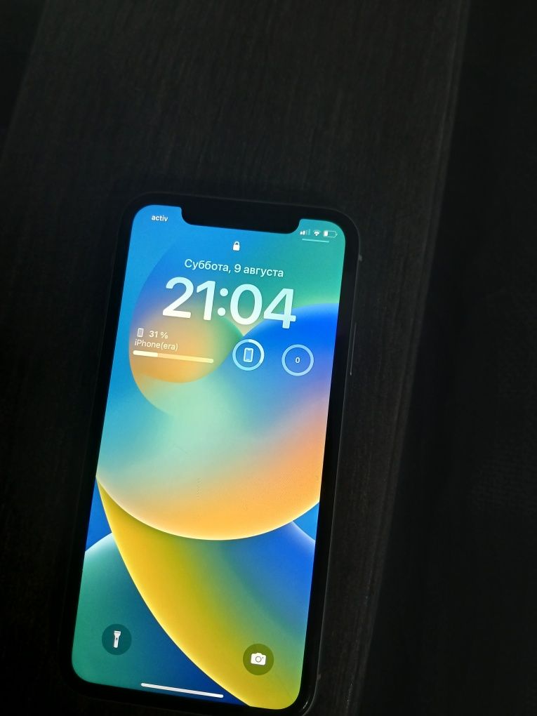 Продам идеал айфон xr