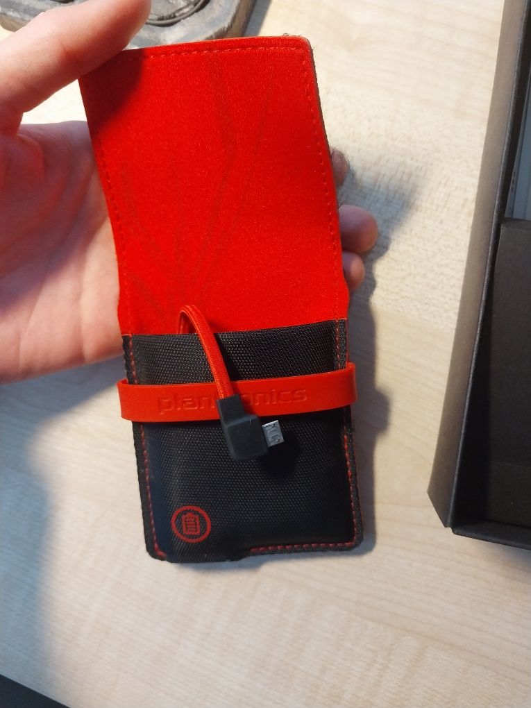 Беспроводные наушники Plantronics Blackbeat GO 2