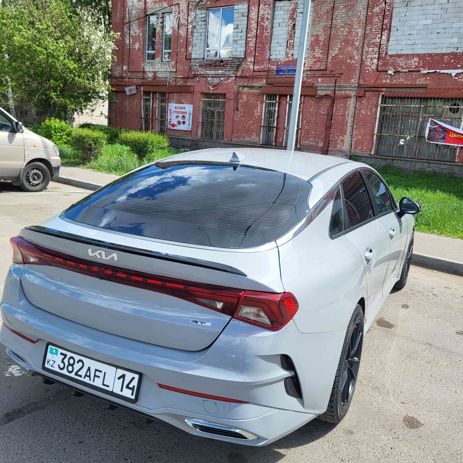 Продам Киа к5 2022 года
