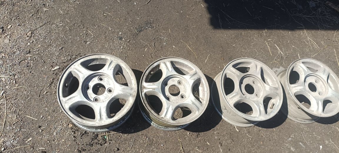 Продам комплект титановых дисков R14 114/3