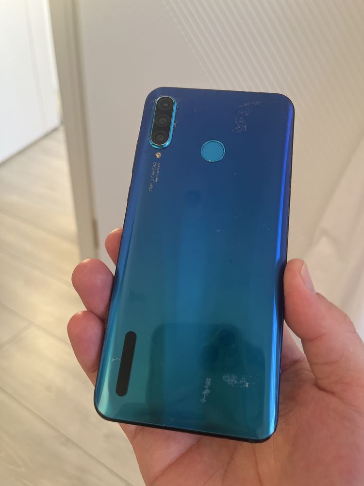 Продам Huawei P30 Lite