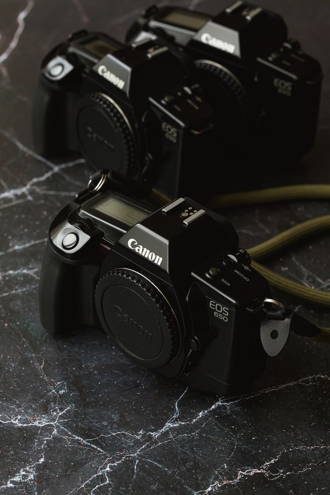 Плёночный фотоаппарат Canon