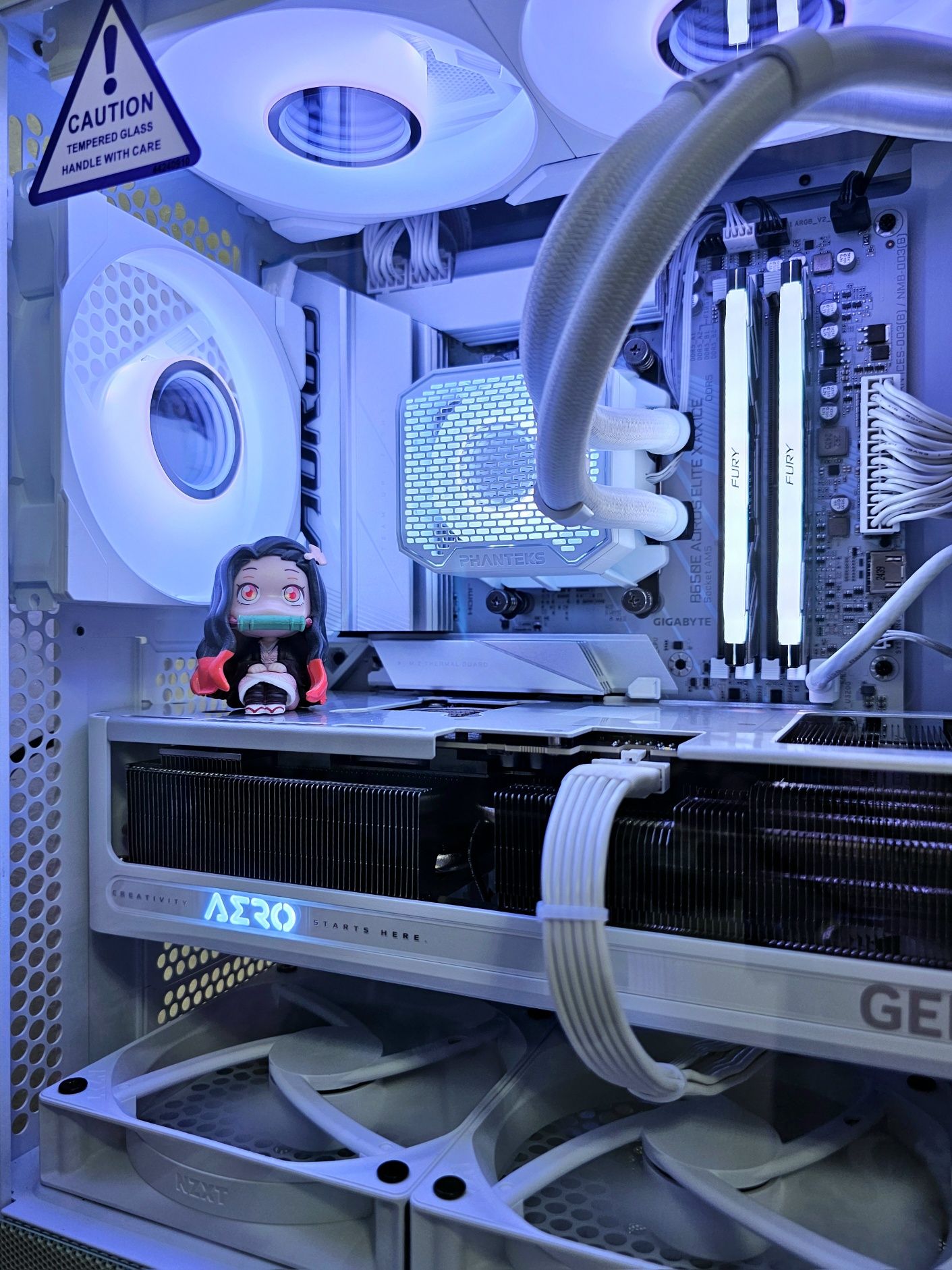 Игровой компьютер 9800x3d / 5070ti / 2TB / 32GB / эксклюзив NZXT H5