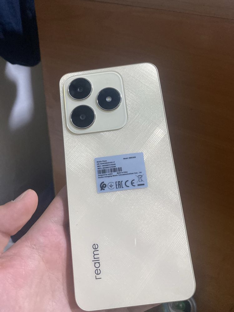 Realme c61 128 gb, 8gb ram