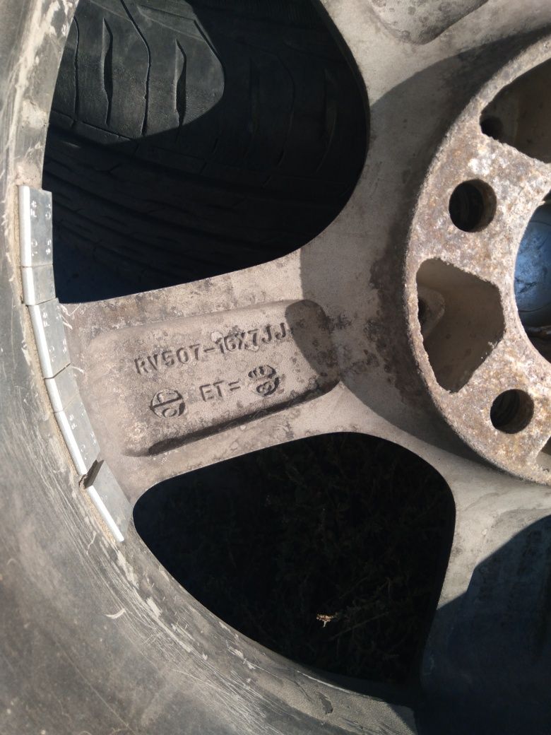 Колеса в сборе на 205 55 r16