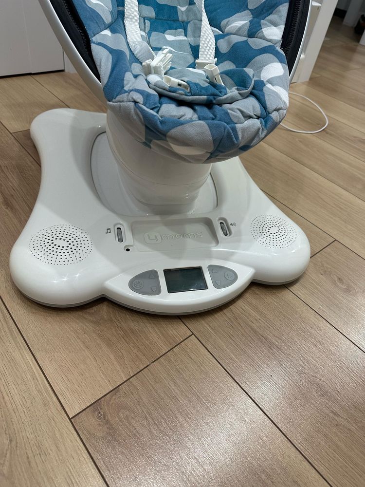 Электрокачеля 4moms